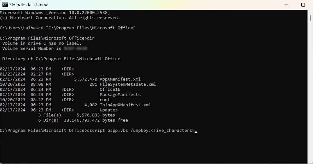 Símbolo del sistema - Desinstalar la clave de producto de Office