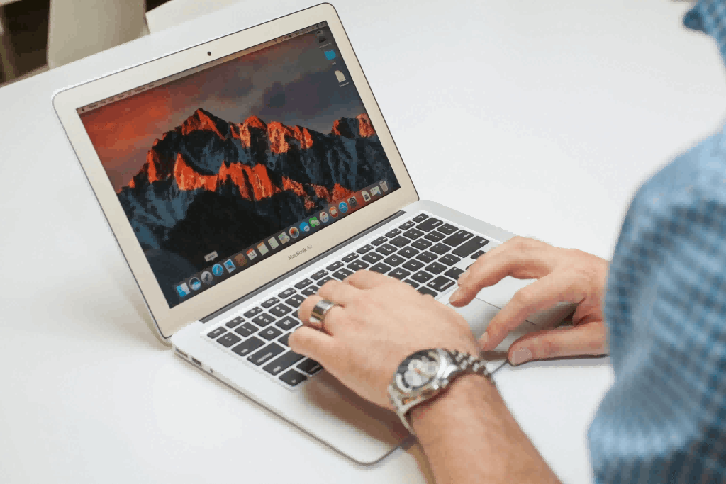 MacBook Air Used