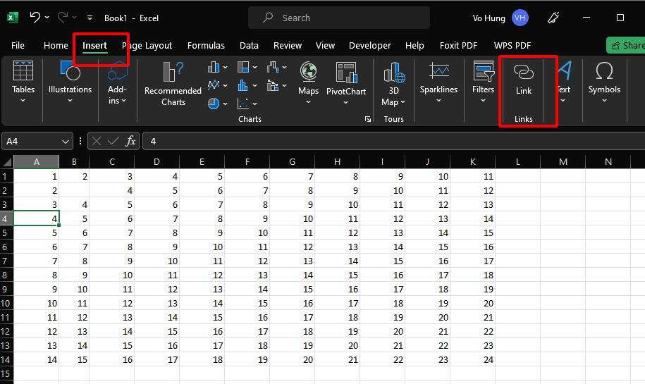 The Hyperlink dialog box