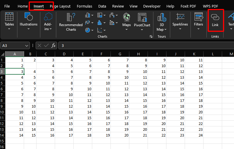 Hyperlink in the Links group